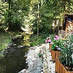 Hébergement de vacances Fairy Tale On Water Stream, 30 Minutes From South Prague