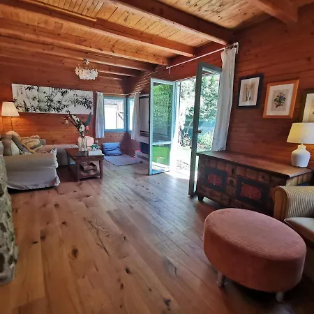 Nyaraló Fairy Tale On Water Stream, 30 Minutes From South Prague *