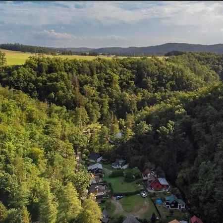 Nyaraló Fairy Tale On Water Stream, 30 Minutes From South Prague